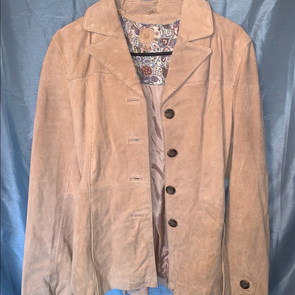 Women’s light brown suede coat, brand new